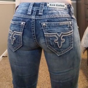 Rock revival straight leg Jean 26